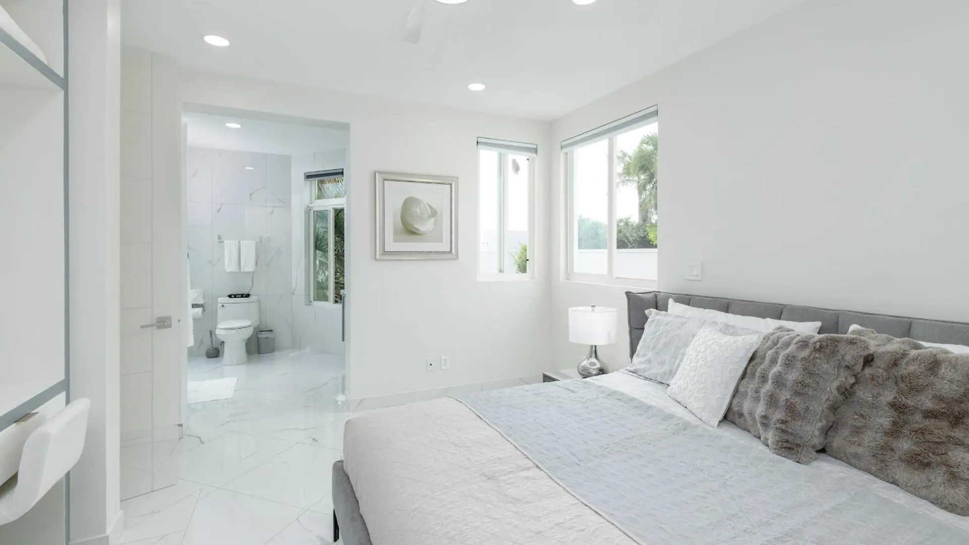 Turtle Cove Balanciaga Villa 0*, Turtle Cove איי טרקס וקייקוס