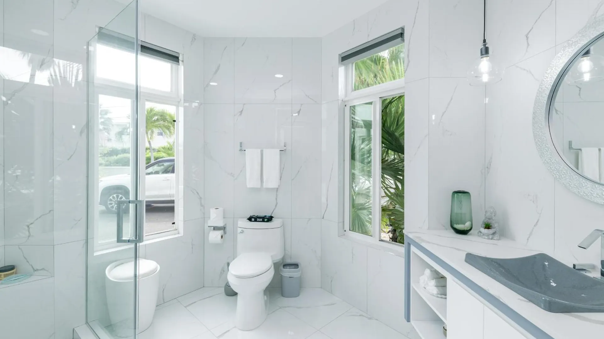 Turtle Cove Balanciaga Villa 0*, Turtle Cove איי טרקס וקייקוס